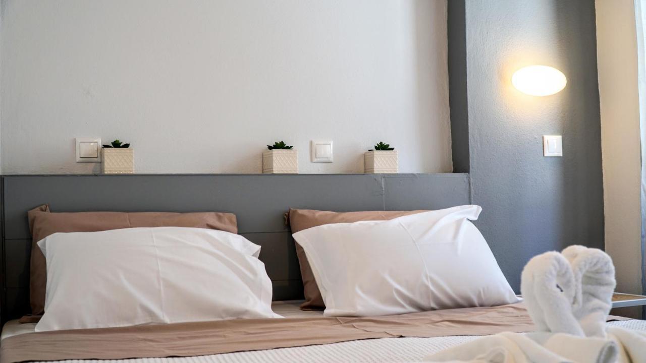 Cozy Apartments In Symi Center Екстериор снимка