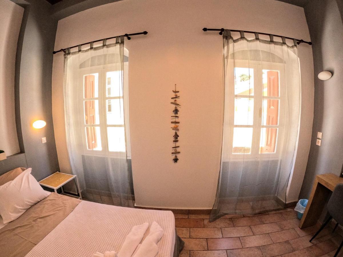 Cozy Apartments In Symi Center Екстериор снимка
