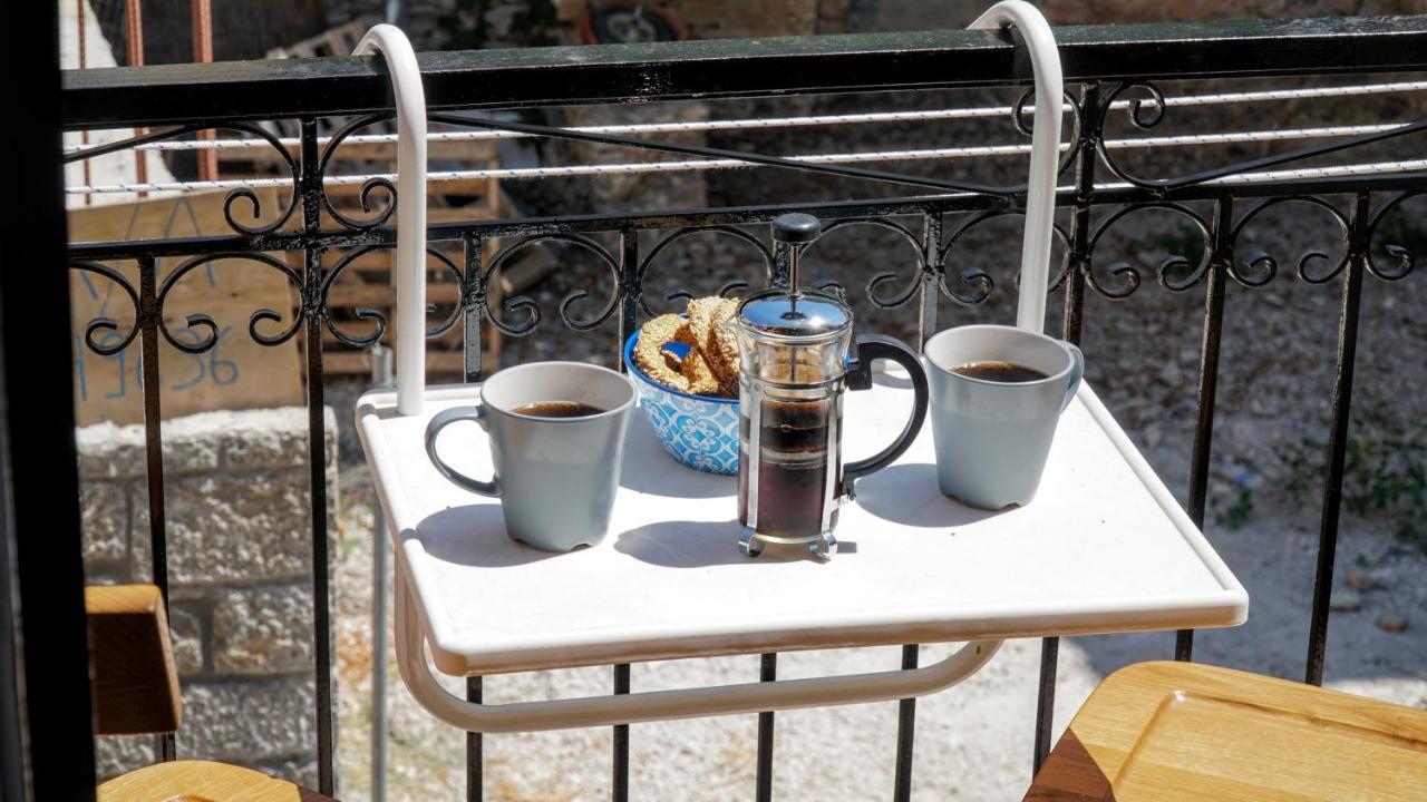 Cozy Apartments In Symi Center Екстериор снимка