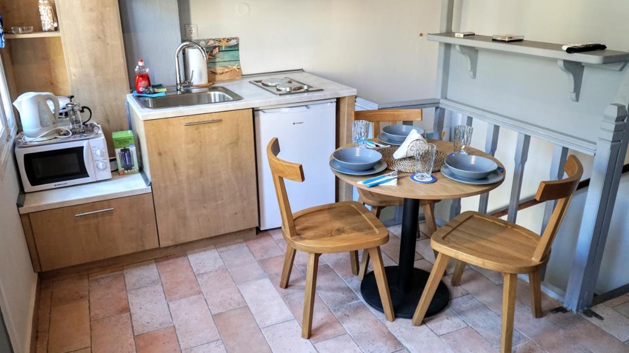 Cozy Apartments In Symi Center Екстериор снимка