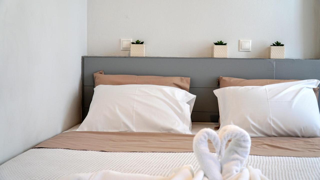 Cozy Apartments In Symi Center Екстериор снимка