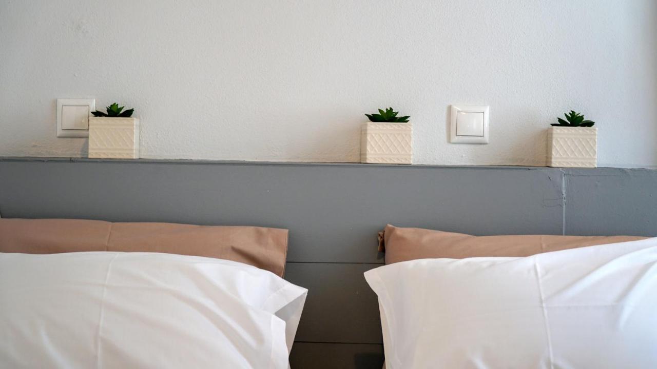 Cozy Apartments In Symi Center Екстериор снимка