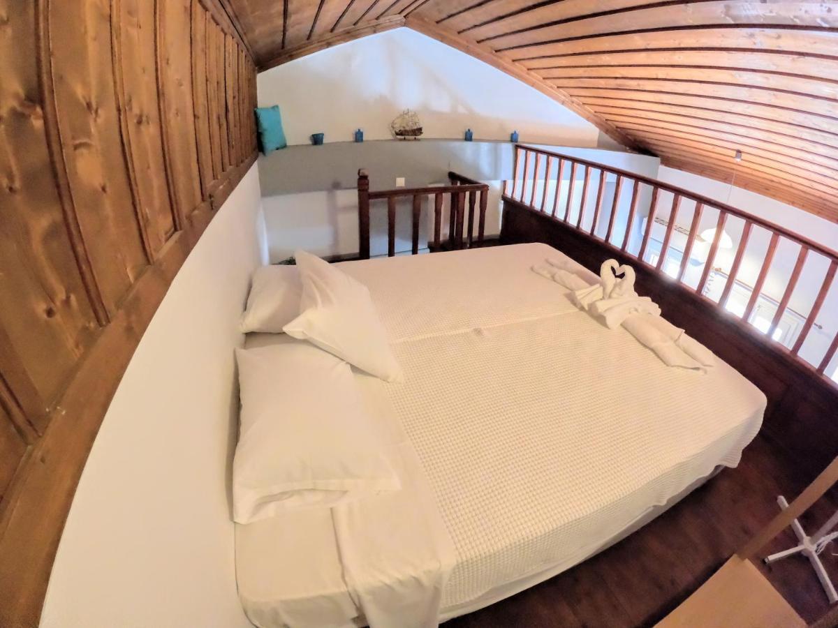 Cozy Apartments In Symi Center Екстериор снимка
