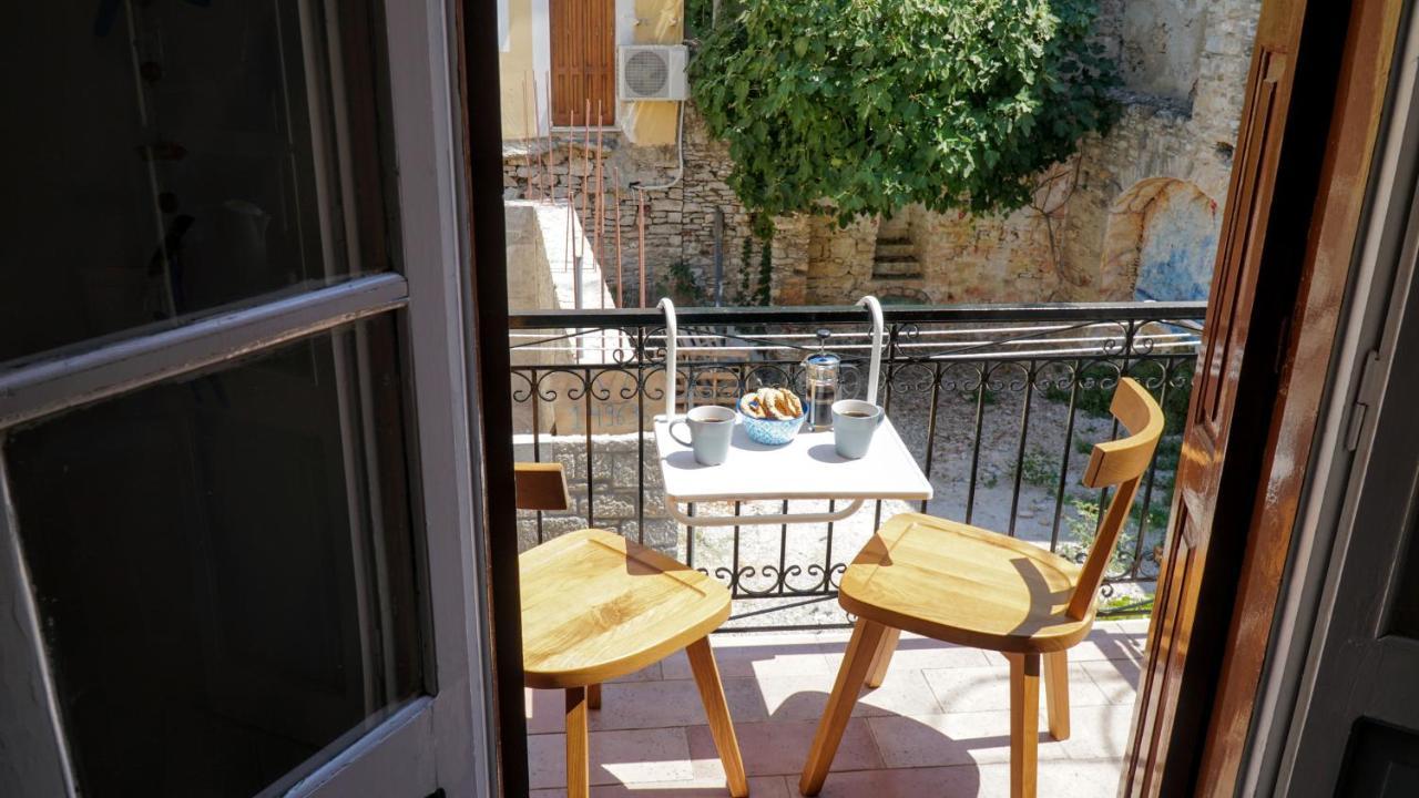 Cozy Apartments In Symi Center Екстериор снимка